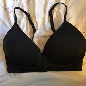 Nwot Mae bra size medium